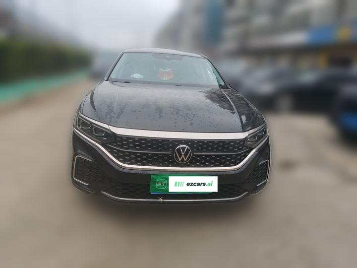 Passat 2023 Facelift 330TSI Luxury photo 2