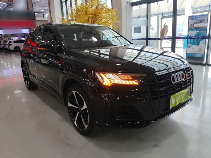 Q7 2020 55 TFSI quattro photo 3