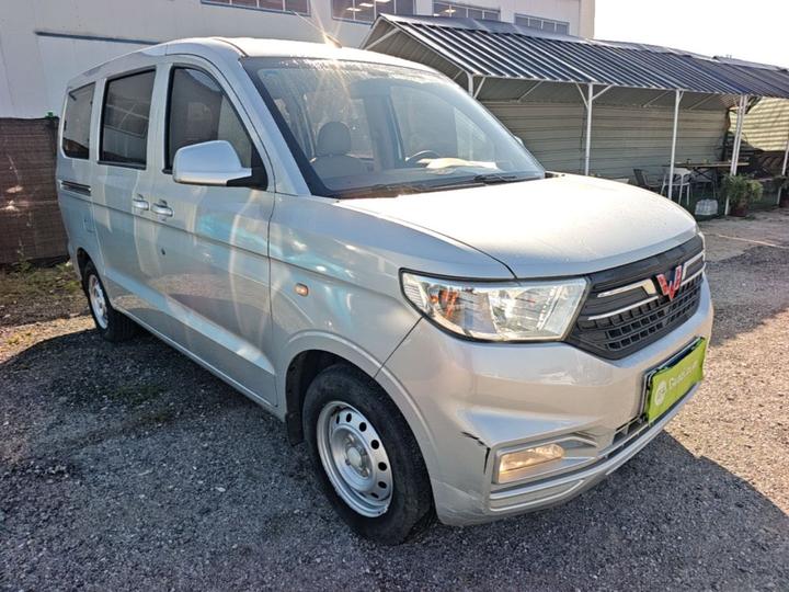 Wuling Hongguang V 2021 1.5L Facelift Energetic LAR photo 3