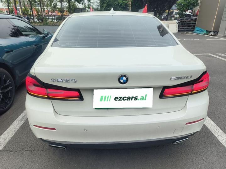 5 Series 2021 530Li Leading Luxury photo 5