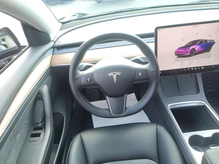 Model 3 2022 RWD photo 6