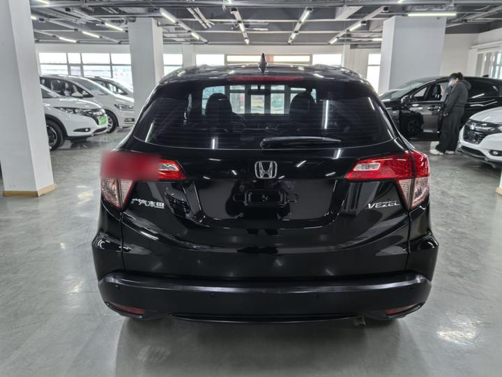 Vezel 2017 1.5L CVT RWD Comfort photo 3