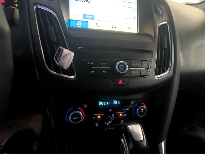 Focus 2017 Sedan EcoBoost 180 AT Elite photo 4