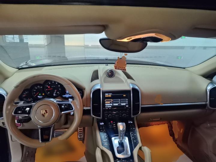 2015 Cayenne 3.0T photo 5
