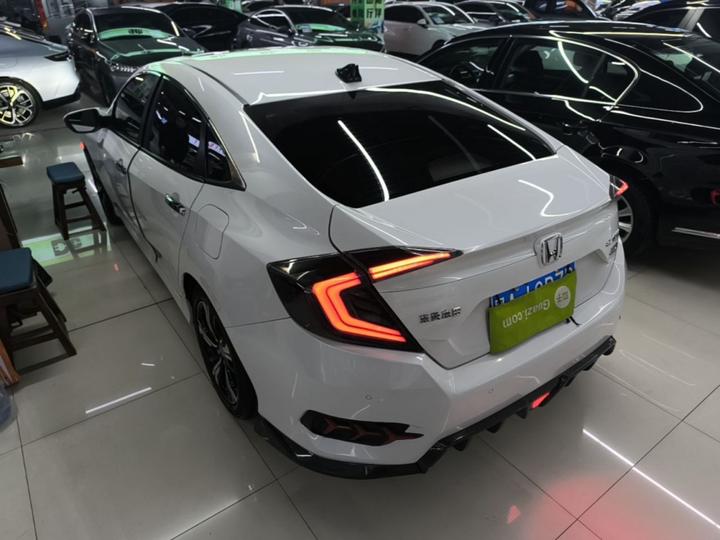 Civic 2016 220TURBO CVT Luxury photo 4