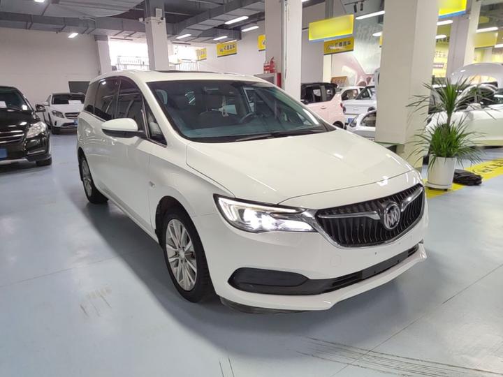 GL6 2019 18T 6-Seater Luxury China VI photo 3