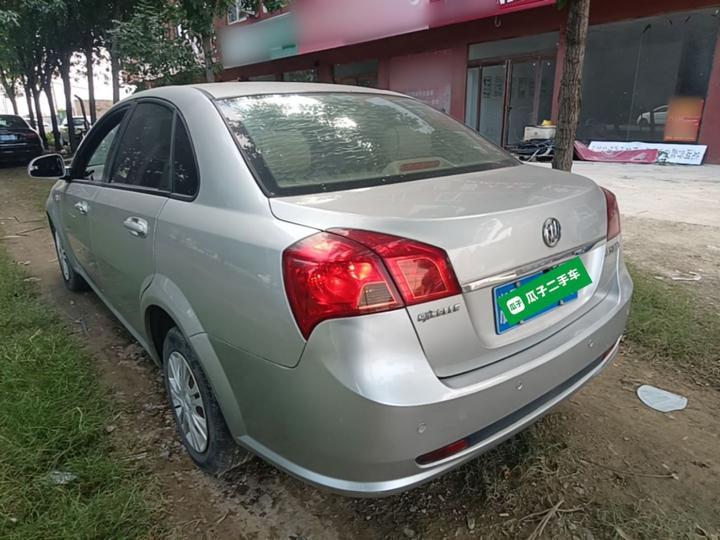 Excelle 2015 1.5L AT Classic photo 4