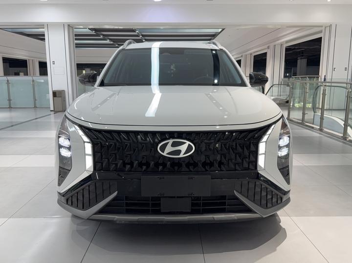 ix35 2023 2.0L Luxury DLX photo 2