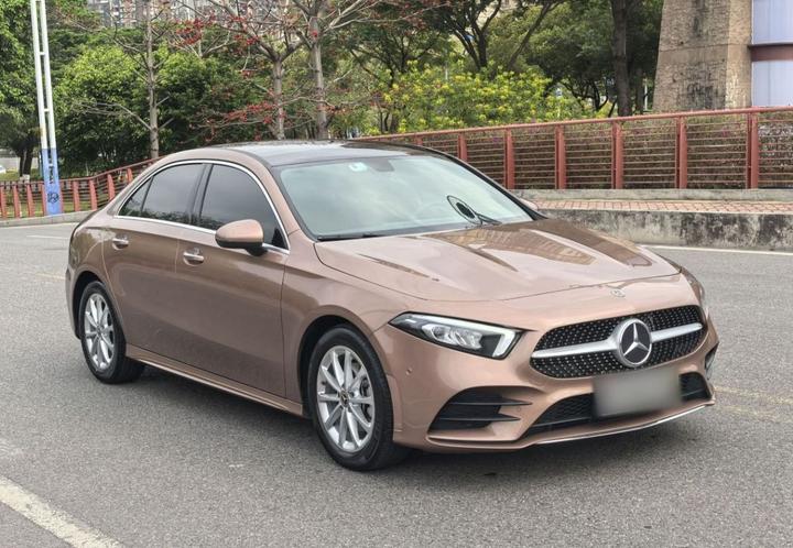 A-Class 2020 Facelift A 200 L Sport Dynamic photo 3