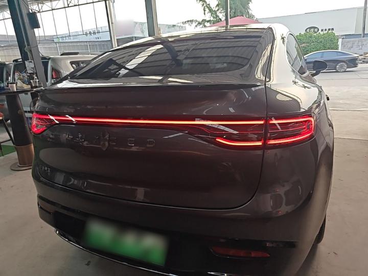 HIMA Luxeed R7 2025 EREV 331km Ultra photo 5