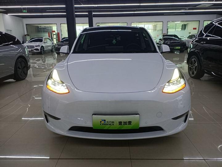 Model Y 2022 Performance AWD photo 2