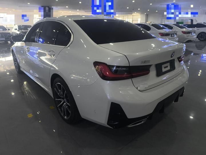3 Series 2026 325Li M Sport Package photo 4