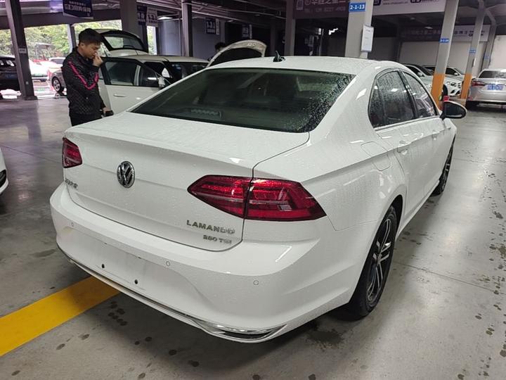Lamando 2021 Facelift 280TSI DSG Comfort photo 4