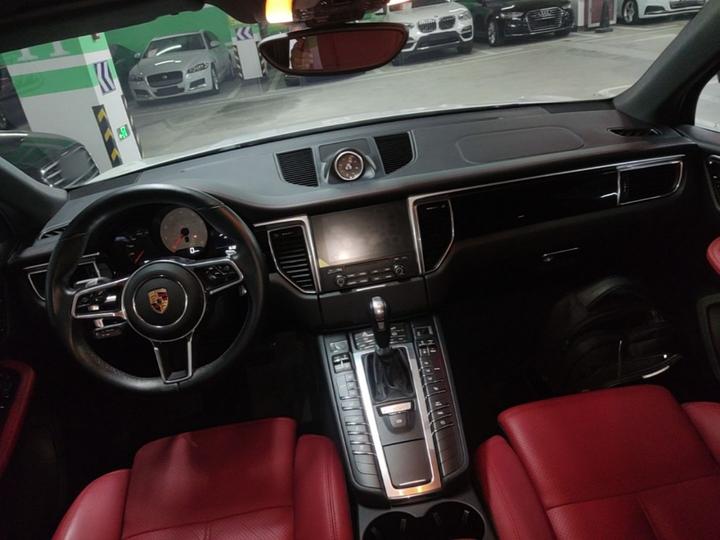 2017 Macan S 3.0T photo 5