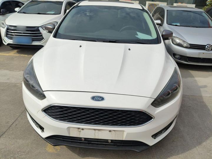 Focus 2017 Hatchback 1.6L AT Fashion photo 2