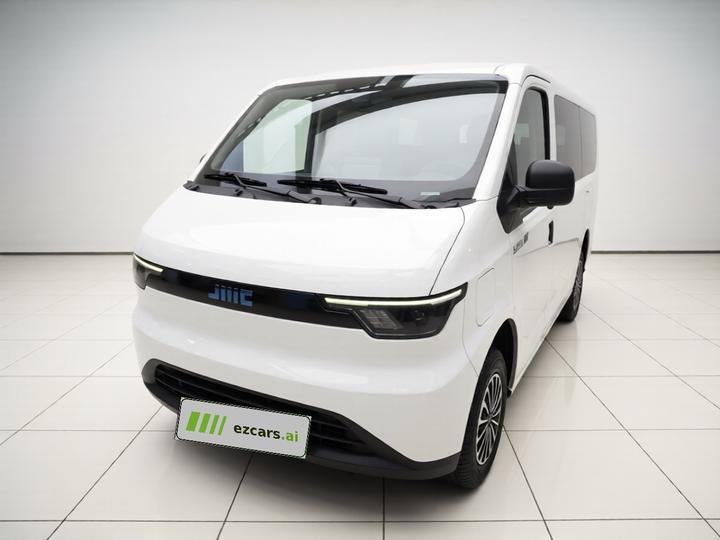 E 2025 41.86kwh Short Wheelbase