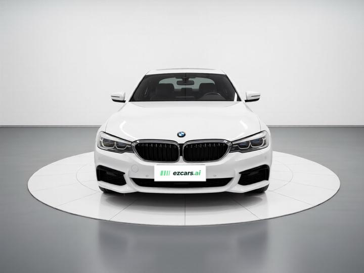 5 Series 2020 525Li M Sport Package photo 2