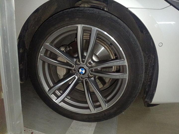 6 SeriesGT 2019 630i M Sport Package photo 8