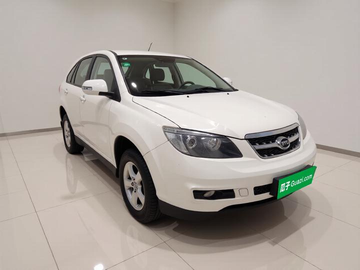 S6 2014 2.4L AT Luxury 5-Seater photo 3