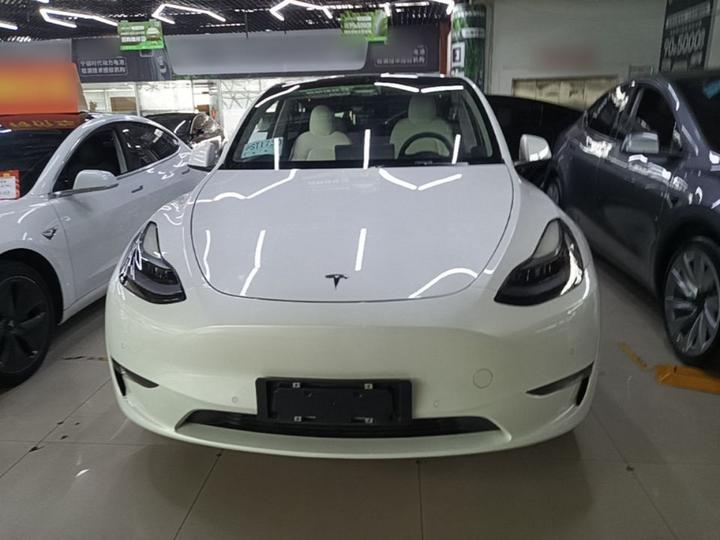 Model Y 2021 Long Range AWD photo 2