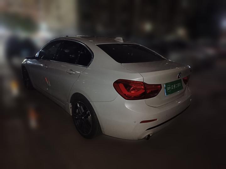 1 Series 2018 118i Sport photo 4