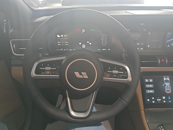 Li Auto ONE 2021 EREV 6-Seater photo 2