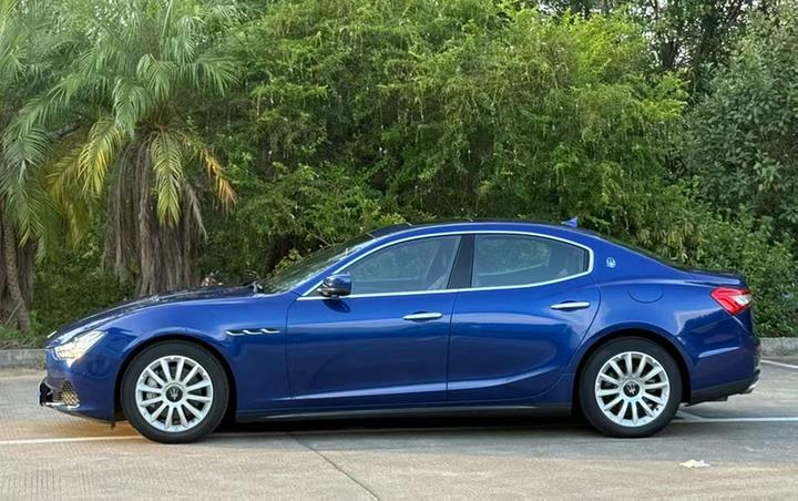 Ghibli 2014 3.0T Standard photo 3