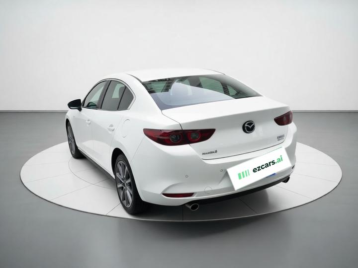 3 Axela 2021 2.0L AT photo 4