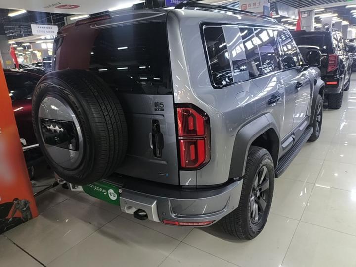 Fang Cheng Bao Leopard 5 2026 210KM Max photo 6