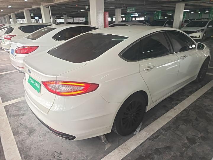 Mondeo 2013 2.0L GTDi200 Luxury photo 5