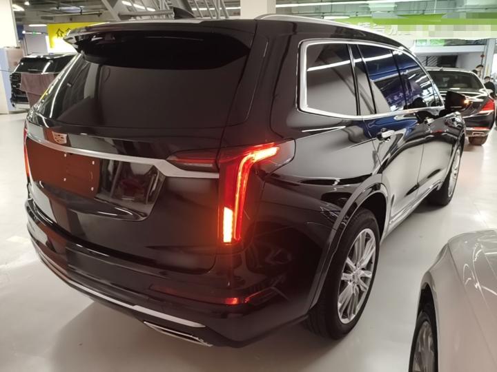 XT6 2022 2.0T 6-Seater AWD Luxury photo 4
