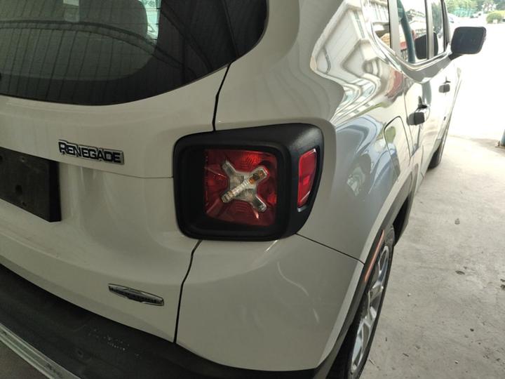 Renegade 2016 1.4T AT photo 7