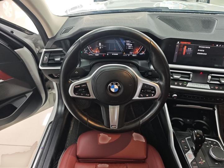 3 Series 2022 320Li M Sport Package photo 6