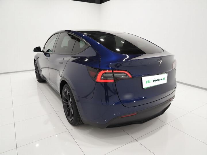 Model Y 2021 Standard Range RWD photo 4