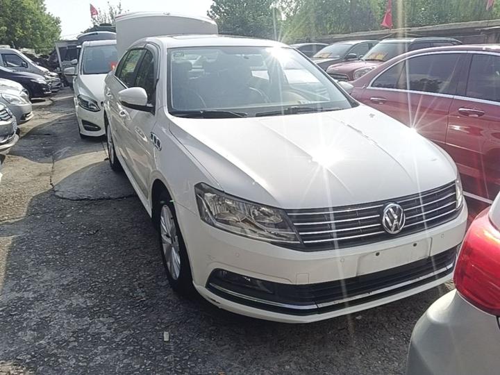Lavida 2015 1.6L AT Comfort photo 2