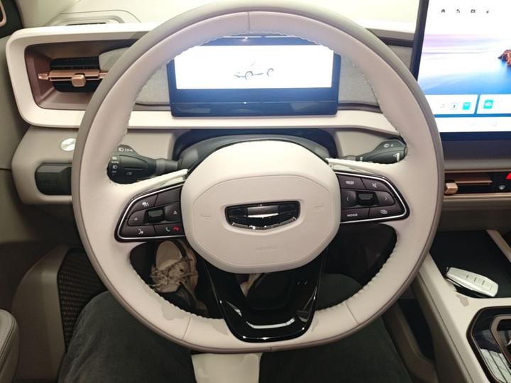 Geely icon 2026 1.5TD photo 6