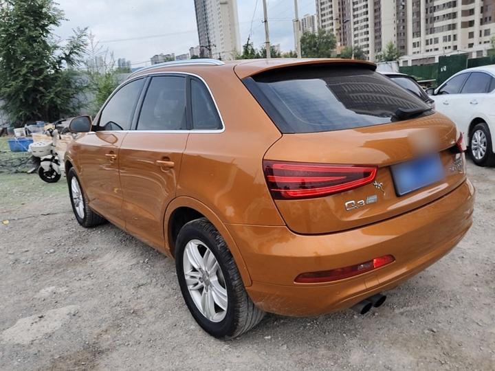 Q3 2015 35 TFSI quattro Tech photo 4