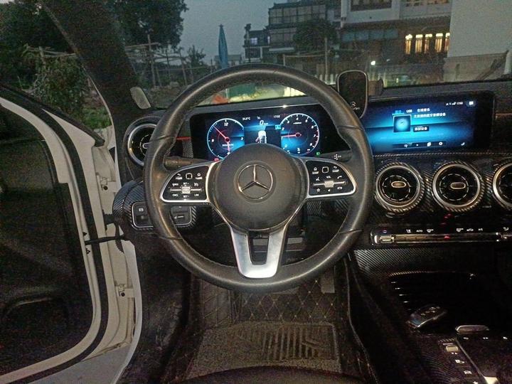 A-Class 2021 A 200 L Sport Dynamic photo 3