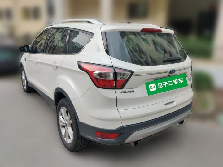 Kuga 2018 Facelift EcoBoost 180 RWD photo 4