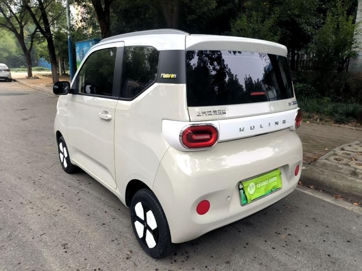 Hongguang MINIEV 2024 3rd Gen 215km Advanced photo 4