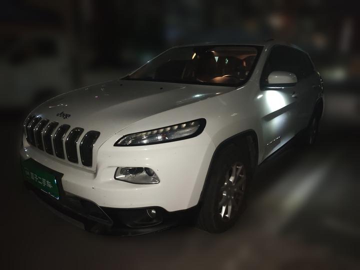 Cherokee 2017 2.4L Leading Smart