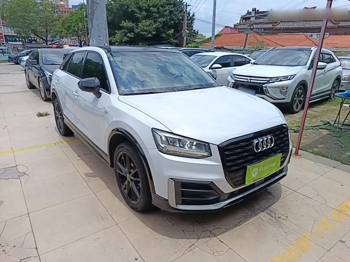 Q2L 2021 35 TFSI Progressive Dynamic photo 3