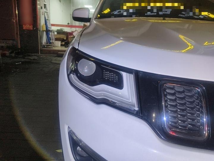 Compass 2017 200T AT photo 7