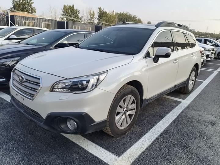 2015 2.5i Luxury