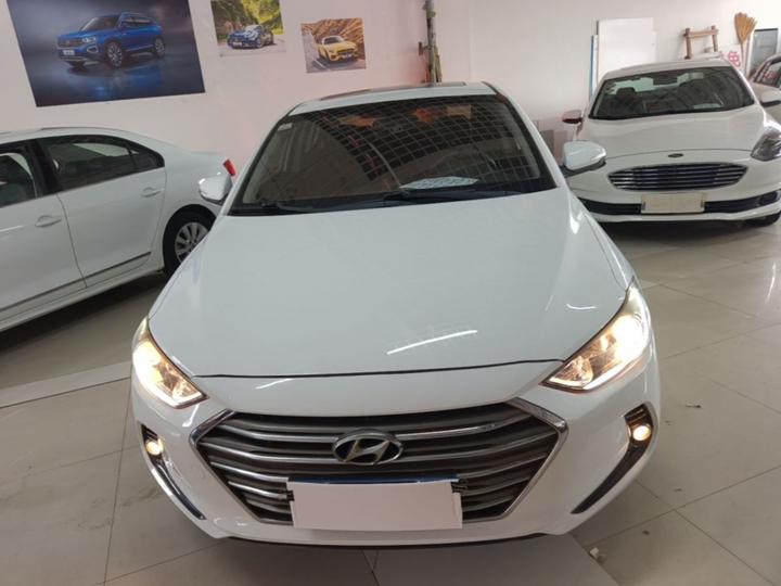 Elantra 2016 1.6L AT Smart Elite photo 2