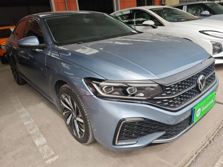 Passat 2022 330TSI Premium photo 3