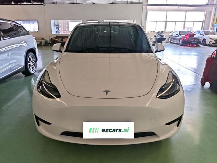 Model Y 2022 RWD photo 2