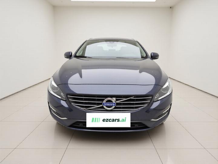 V60 2014 Facelift T5 photo 2