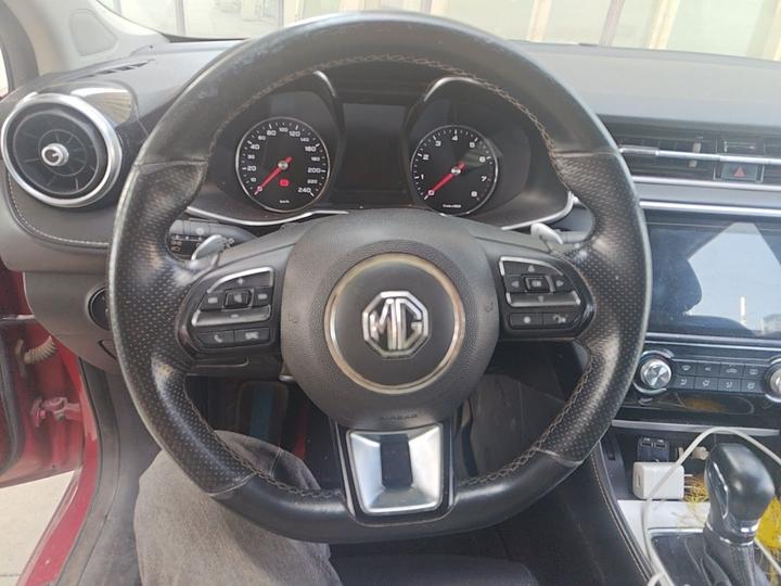 MG6 2017 20T AT Luxury Connected China V photo 3