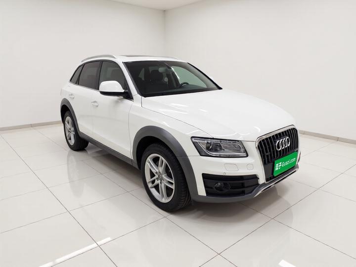 Q5 2018 Collection 40 TFSI Tech photo 3